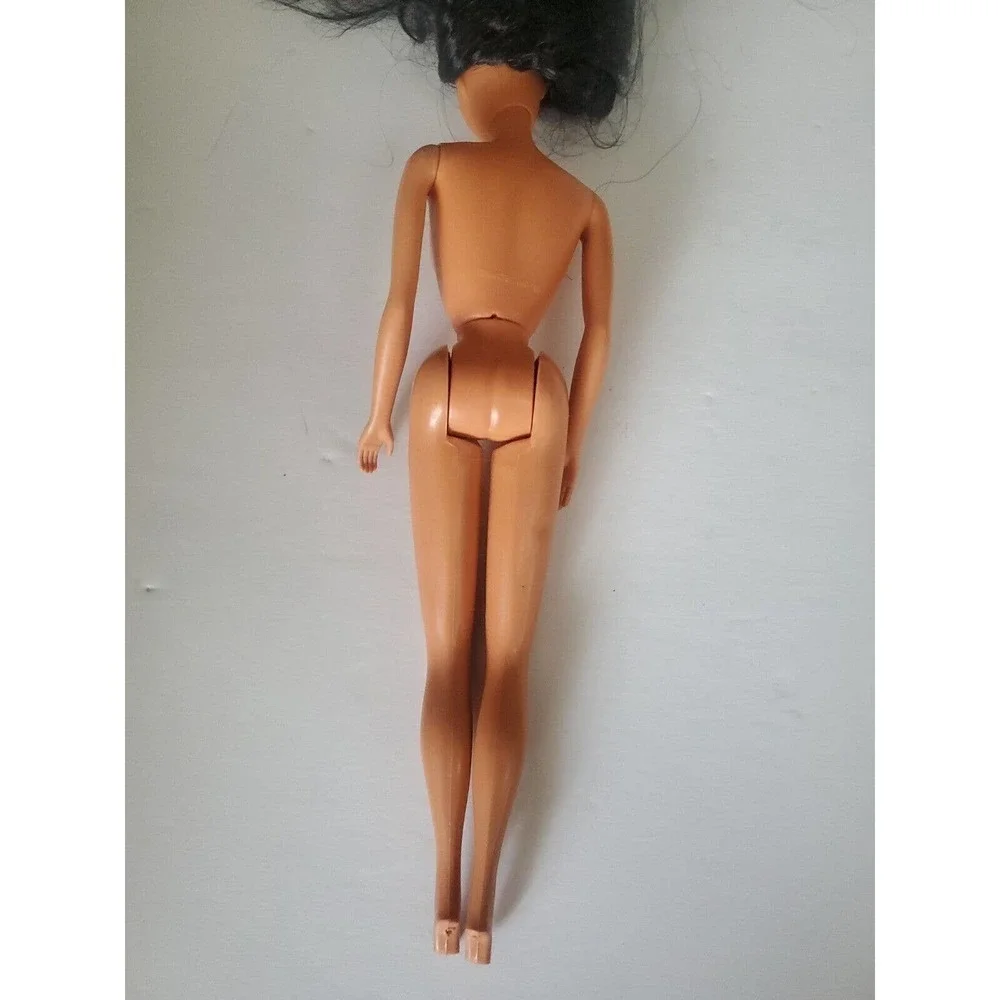 Vintage Barbie Hispanic. 1966 Mattel.